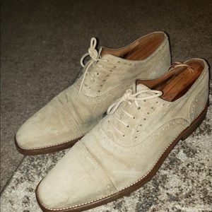 Men’s Mike Konos dress shoes